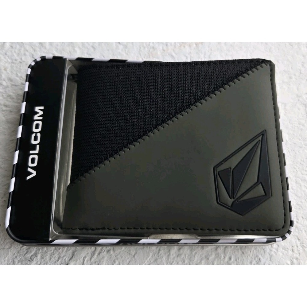 MENS VOLCOM OLIVE BLACK BIFOLD WALLET WITH TIN GIFT BOX
